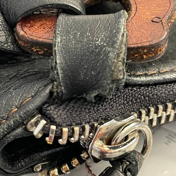 Brighton women's koda black & brown soft leather crossbody. - Picture 12 of 16